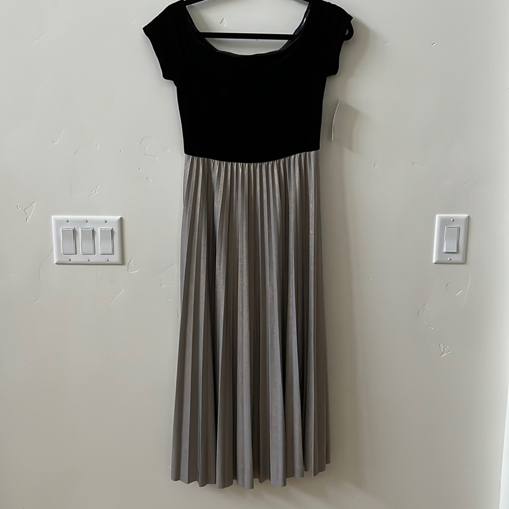Donna Morgan velvet and gold pleated dress